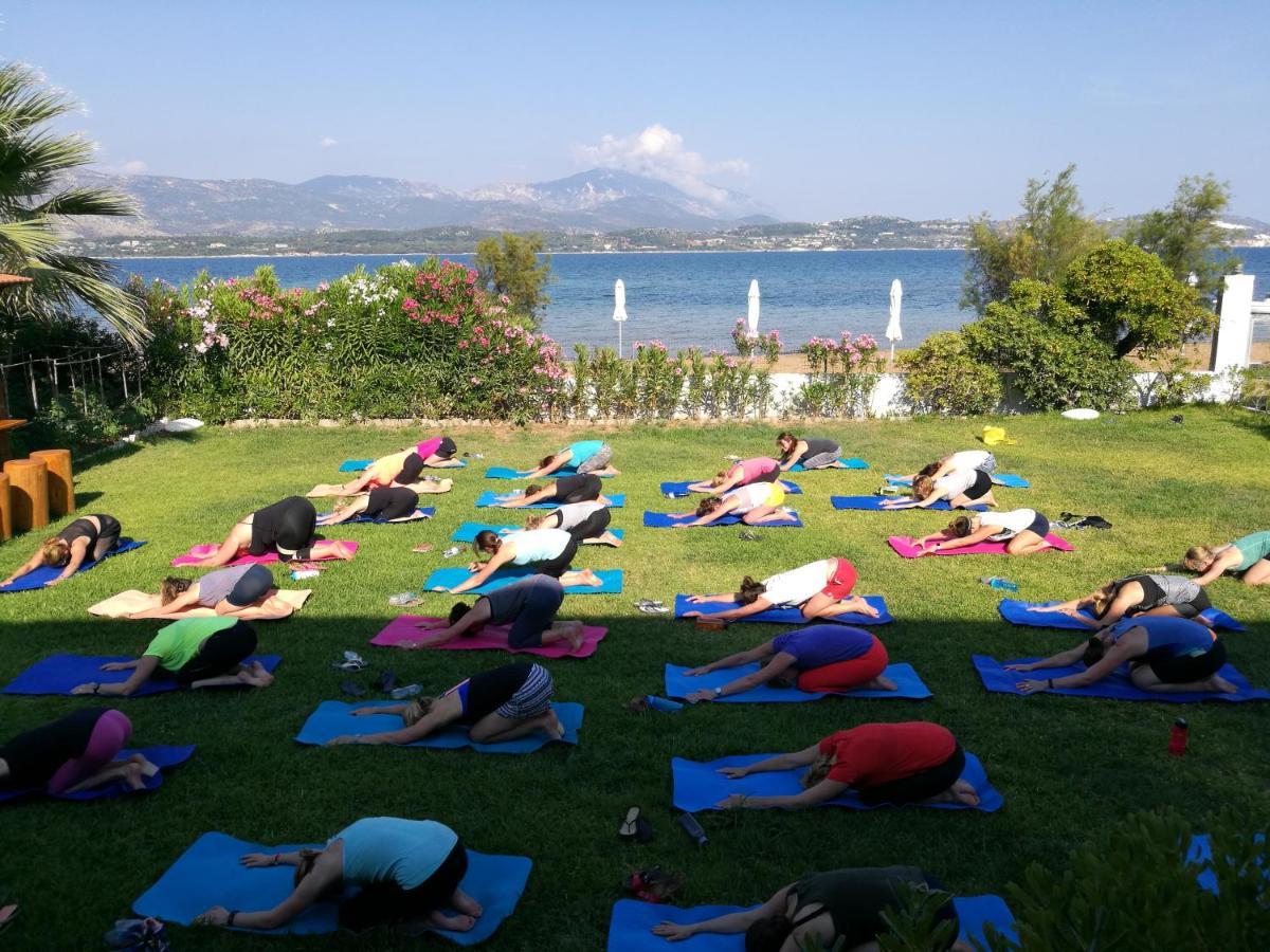 Alekos Beach Houses-Alekos Beach Complex リクスリオン エクステリア 写真
