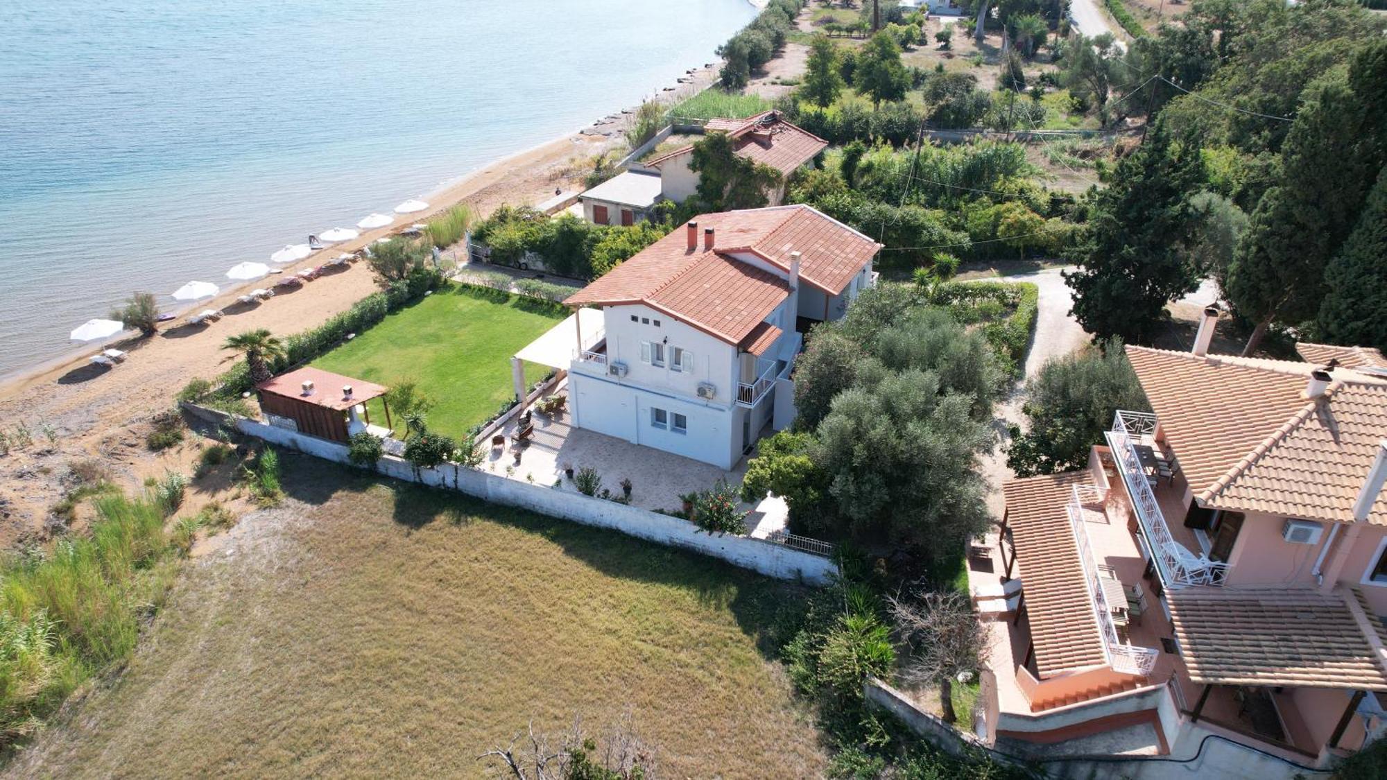 Alekos Beach Houses-Alekos Beach Complex リクスリオン エクステリア 写真