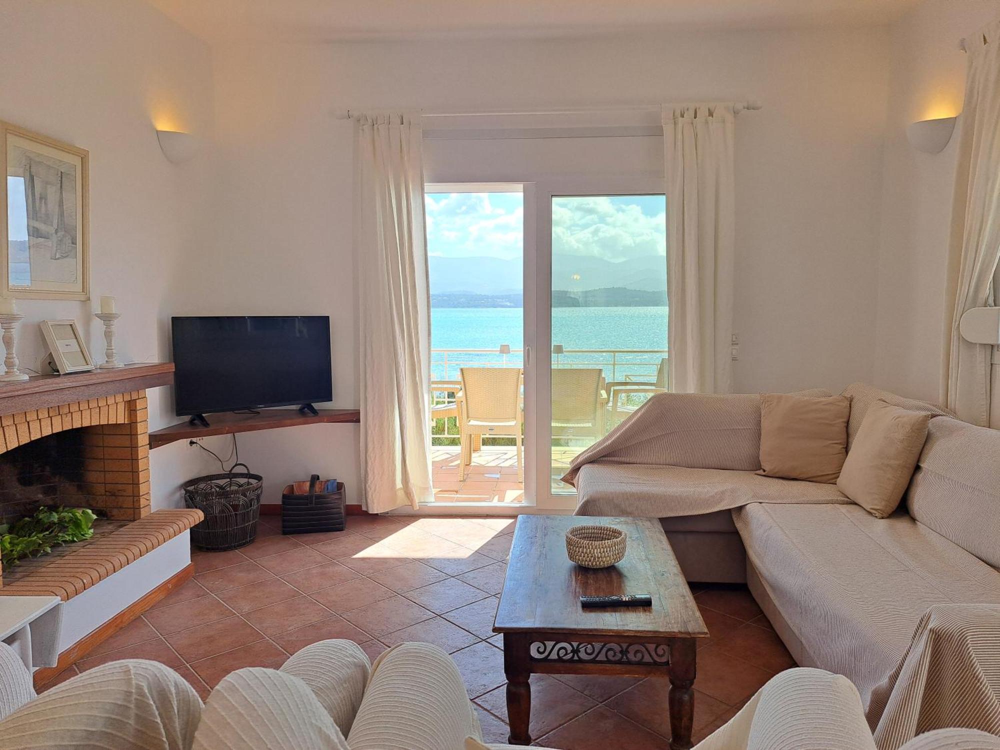 Alekos Beach Houses-Alekos Beach Complex リクスリオン エクステリア 写真